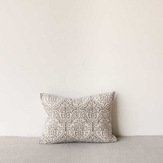 Housse de coussin imprimée en édition limitée | Dominique French Grey