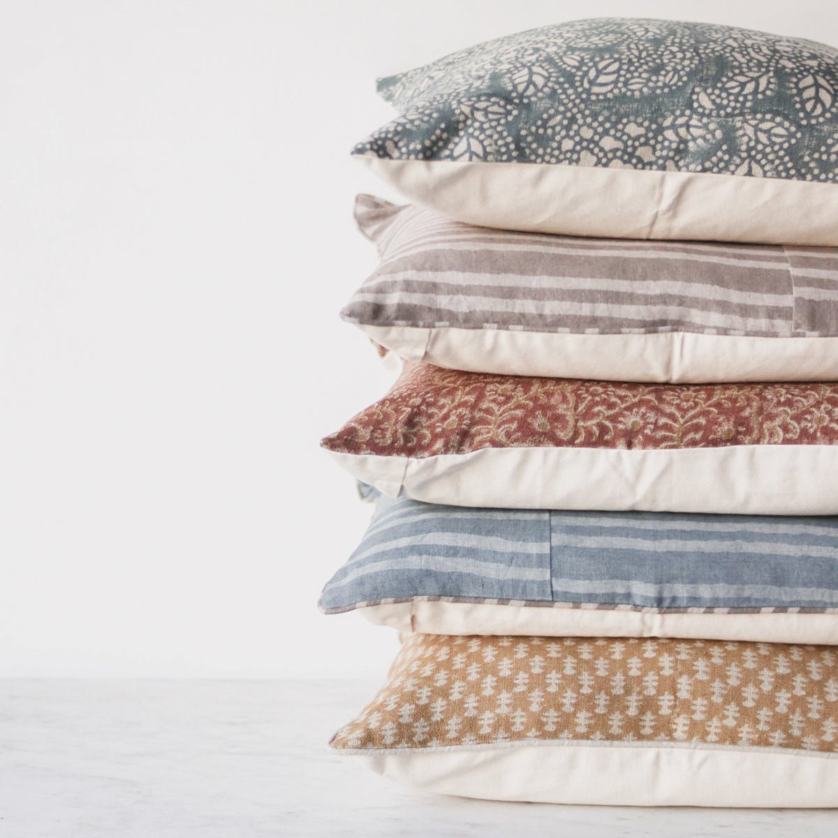 Housse de coussin en lin imprimé | Boti Moutarde