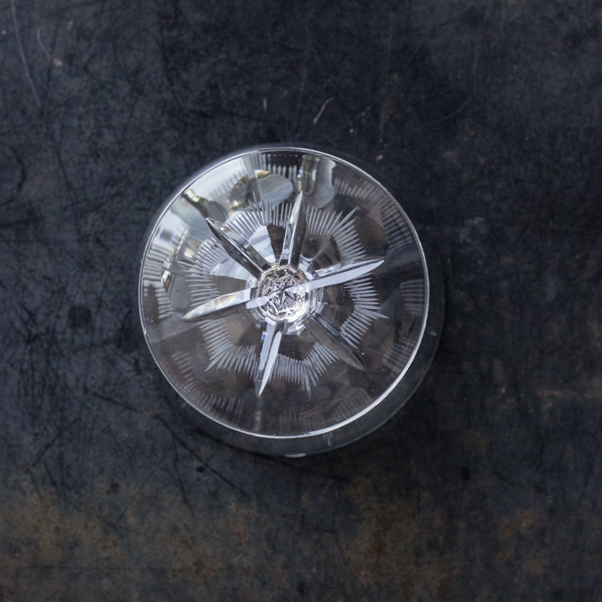 Paire de coupes en cristal taillé