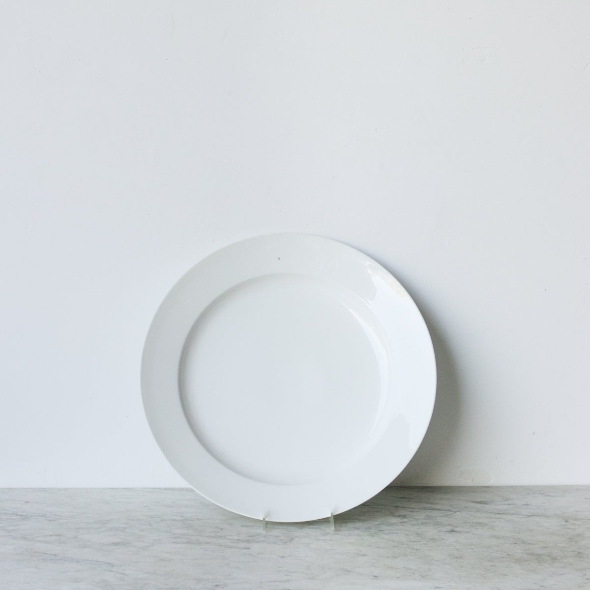 Trio de plats ronds en porcelaine