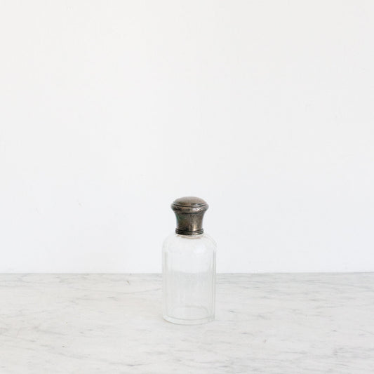 Flacon de toilette en cristal taillé
