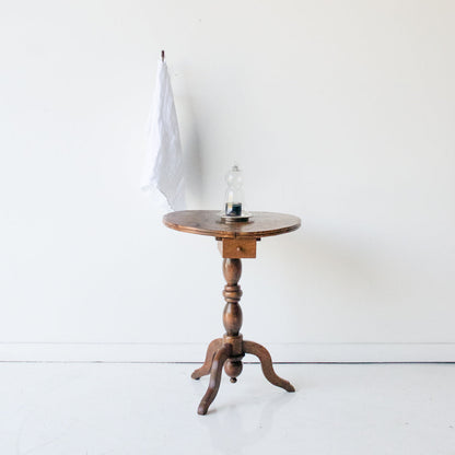Table de chevet en ronce