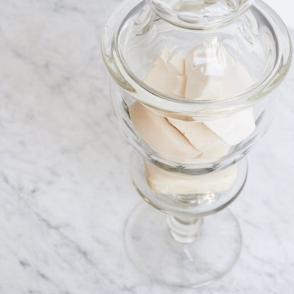 Bocal à bonbons en verre taillé