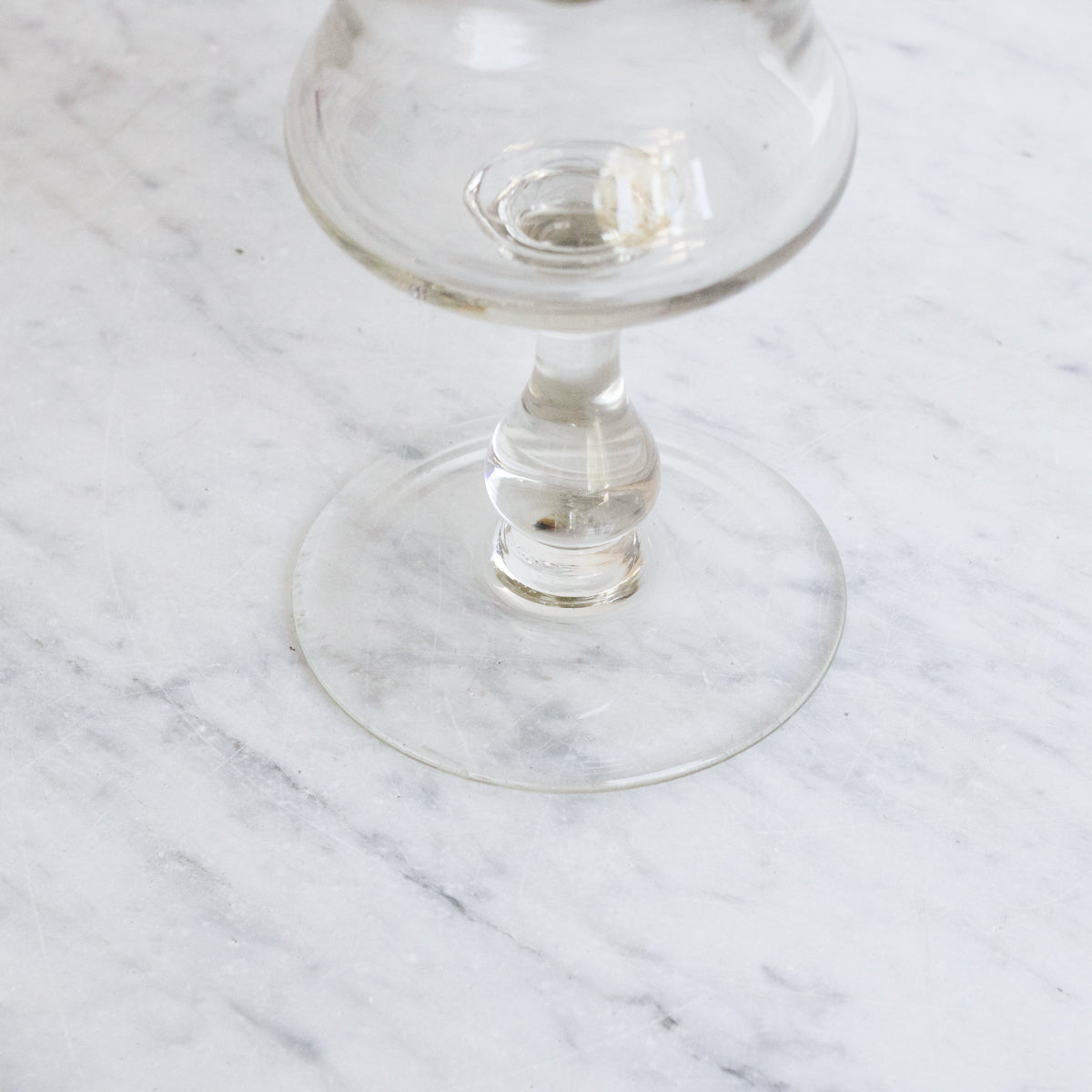 Bocal à bonbons en verre taillé