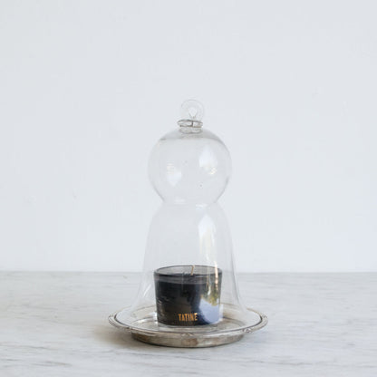 Cloche en verre avec dessous de verre en argent