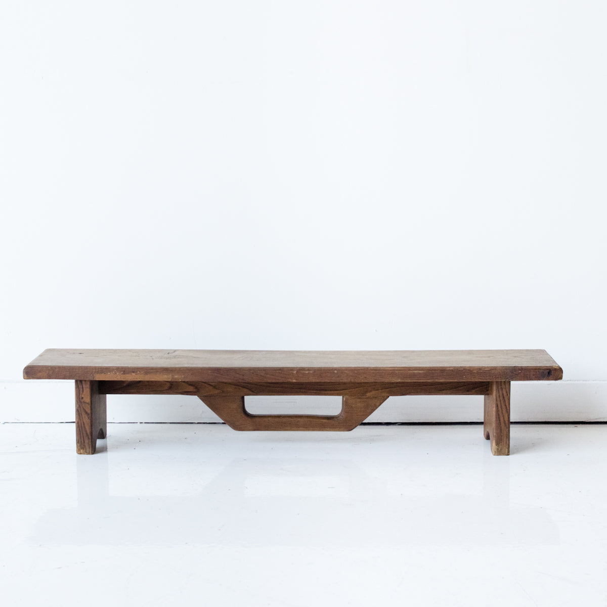Long escabeau en chêne