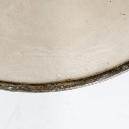 Table de bistrot parisienne antique