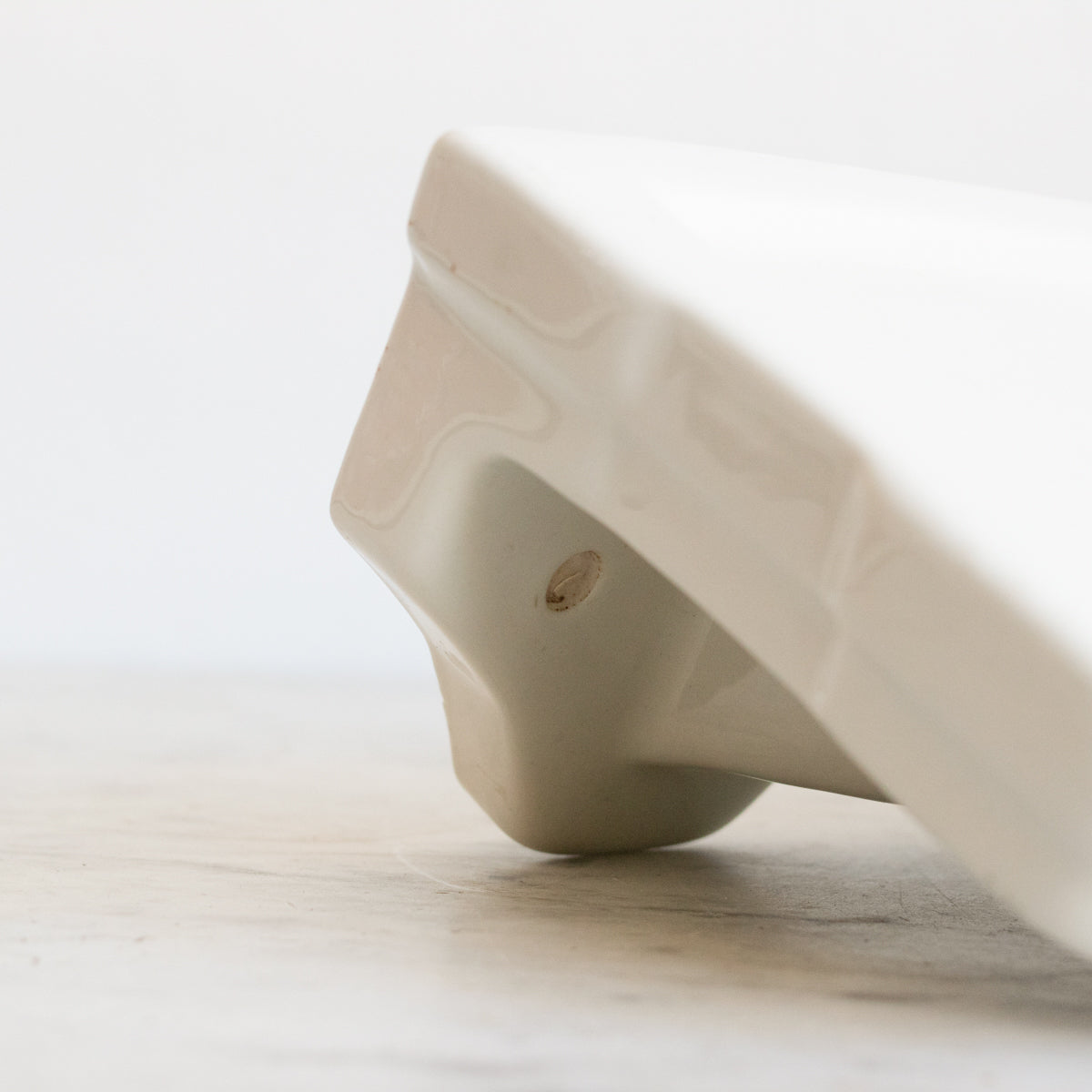 Étagère de vanité en porcelaine