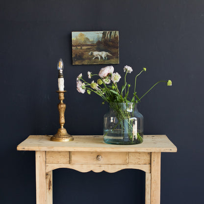 Table de chevet en bois brut