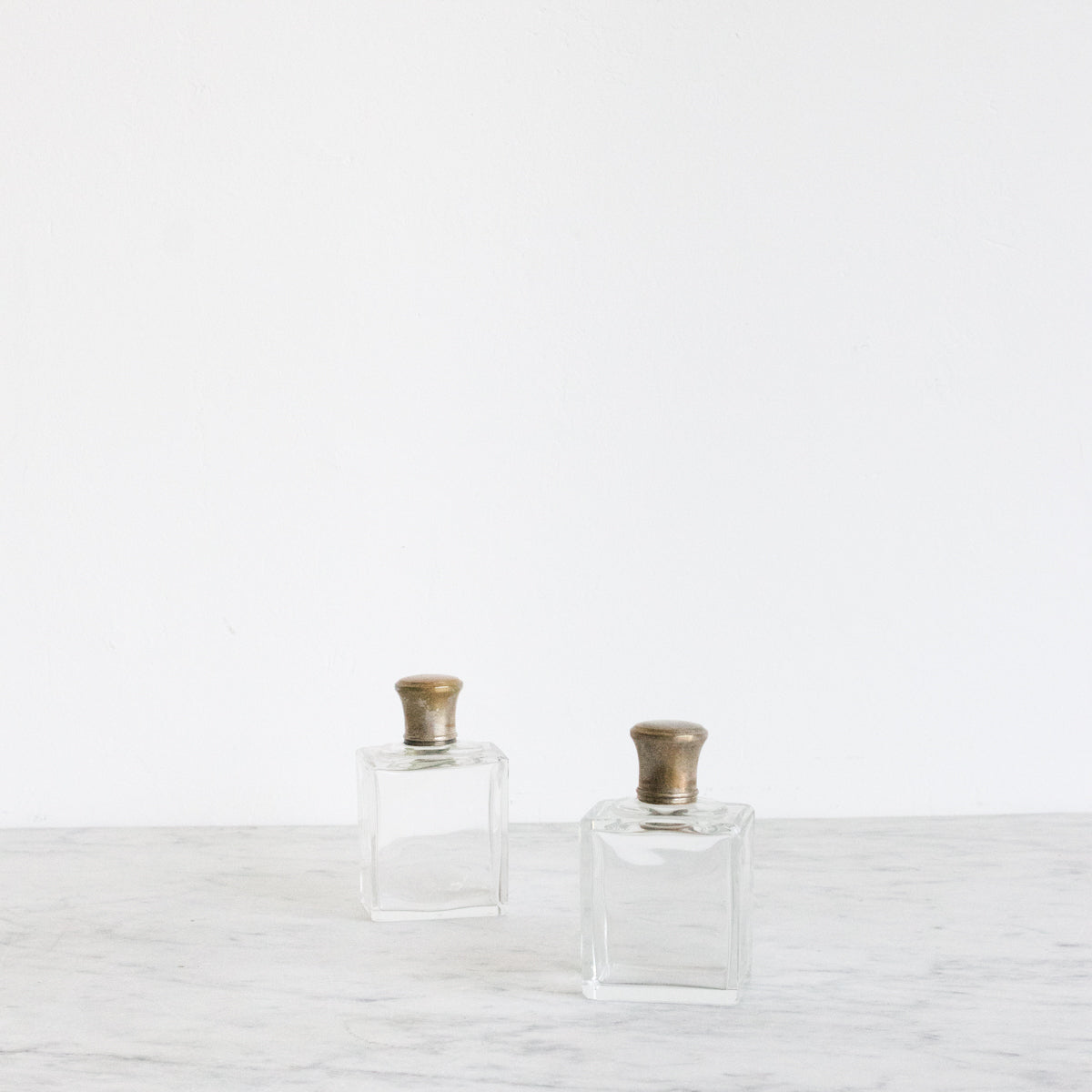 Paire de flacons de toilette antiques