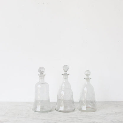 Carafe en forme de cloche avec bouchon