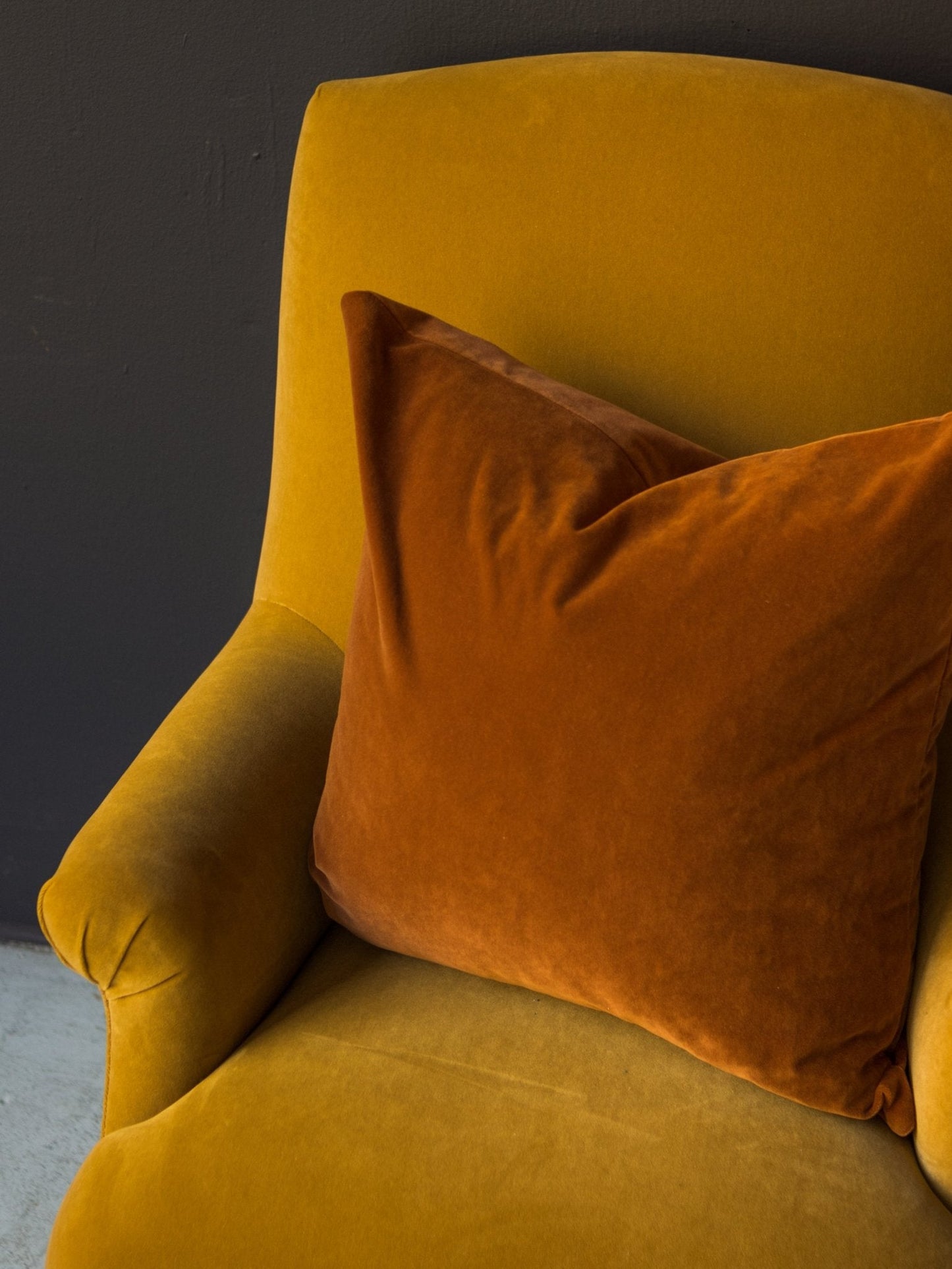 Fauteuil Bellecour | Emile Velours Caramel