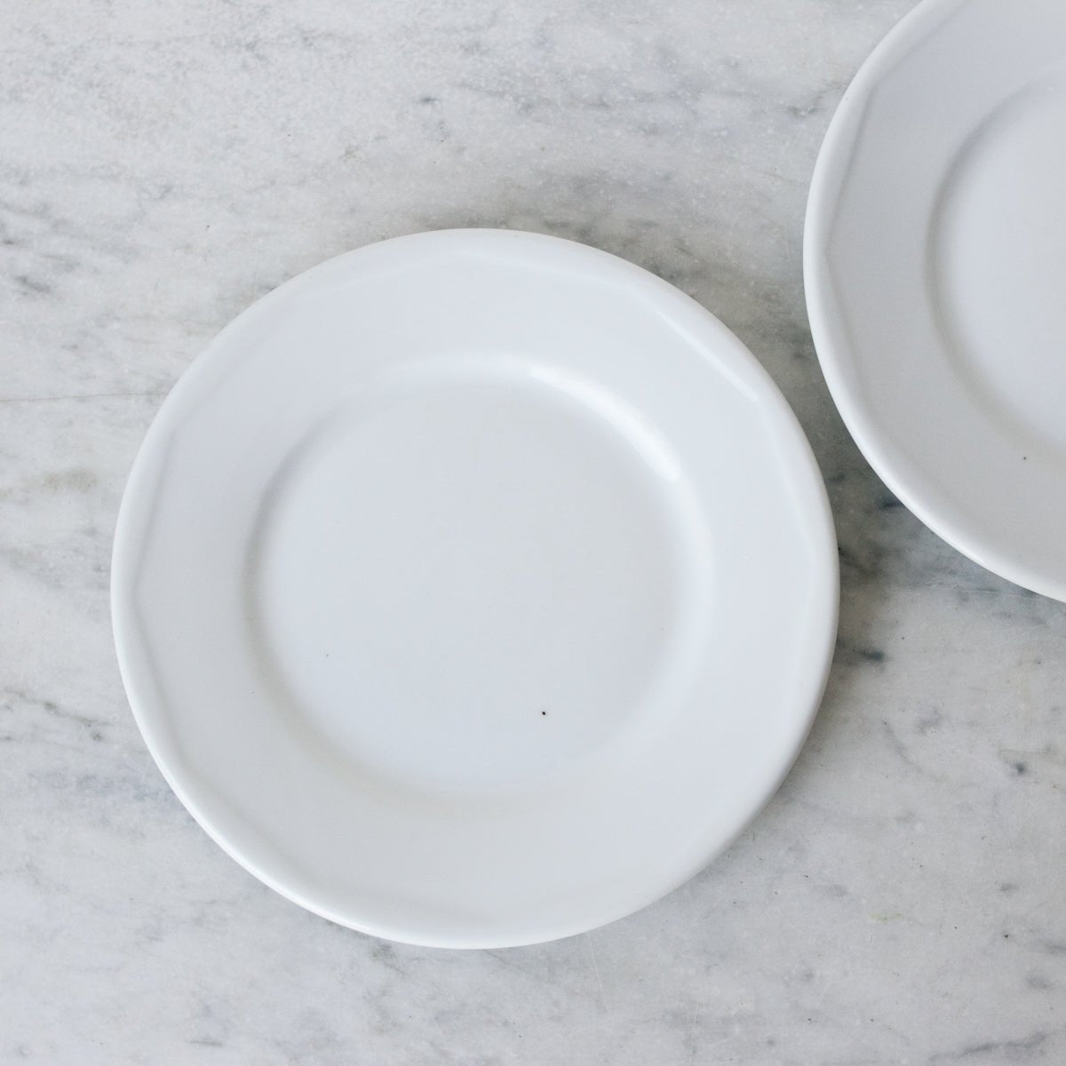Lot de 8 assiettes en porcelaine de Limoges Bistro