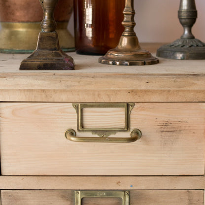 Armoire à mercerie