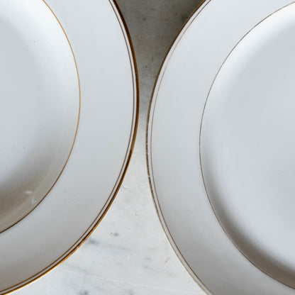 Service de 4 assiettes en porcelaine à bord doré, Not Your Grandma's Gold Rim