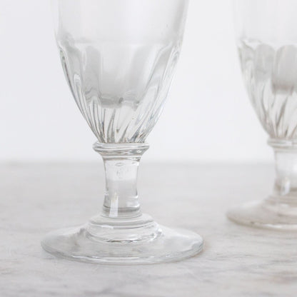 Paire de verres à absinthe optiques anciens