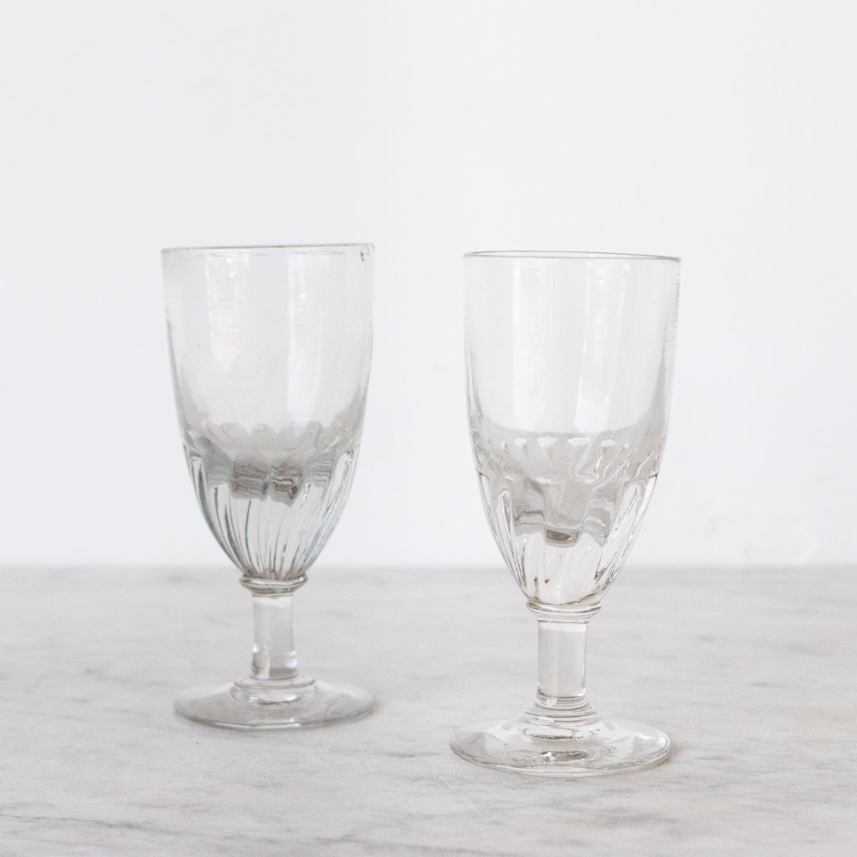 Paire de verres à absinthe optiques anciens