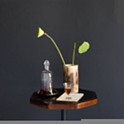 Paire de petites tables de bistrot