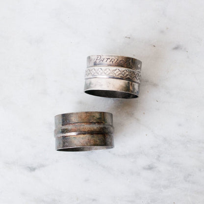 Paire de ronds de serviette en argent