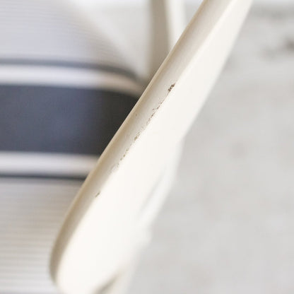 Chaise mouette vintage avec assise en coutil